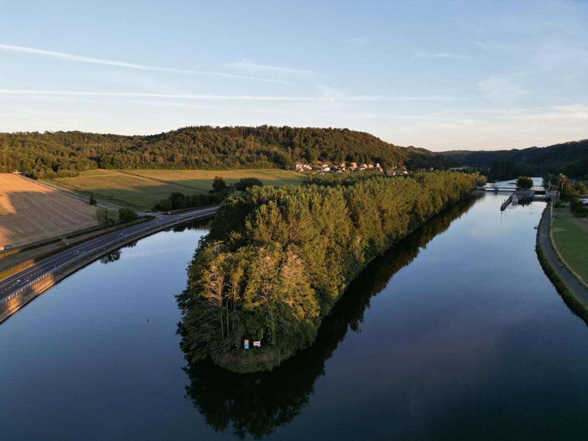 Aux Berges Du Bocq Villa Yvoir Eksteriør bilde